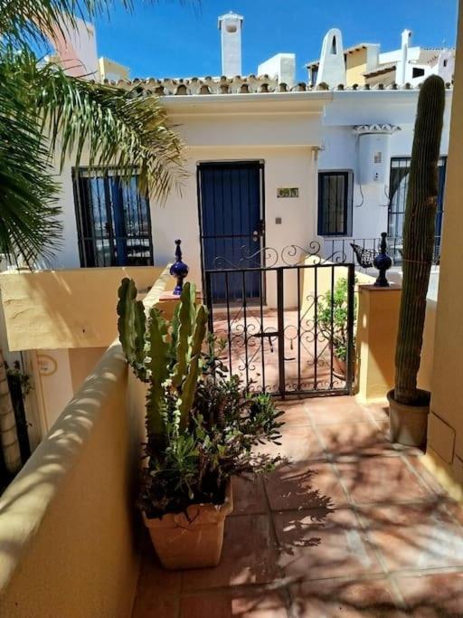 Casita Junto Al Mar En El Puerto De Cabopino Villa Marbella Eksteriør bilde